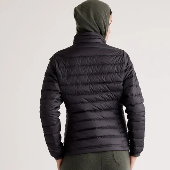 Quince Lightweight Down Packable Puffer Jacket - Picture 11 of 16
